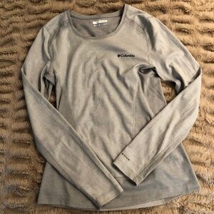 Columbia Omni-Shade long sleeve light grey top size XS